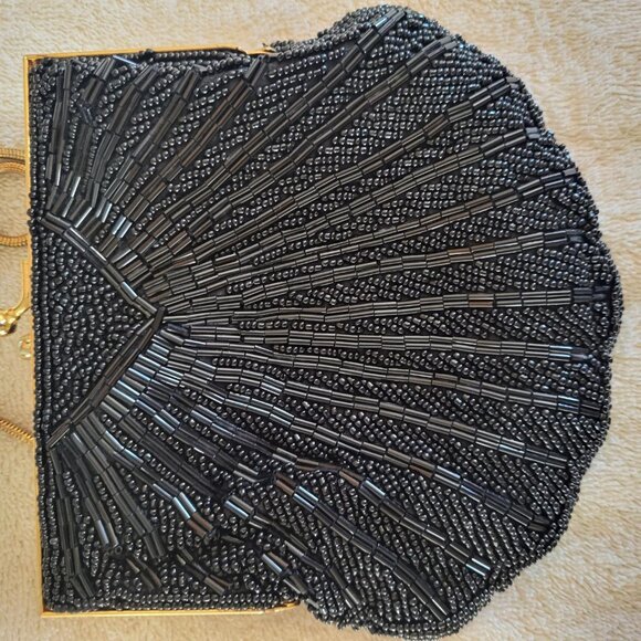 Beaded Purse - Picture 1 of 3